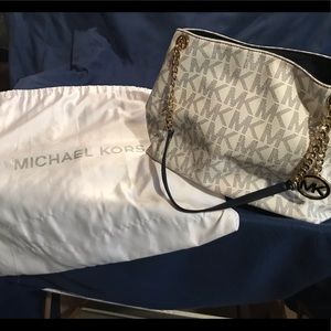 Michael Kors Large Logo Jet Set Handbag Tote